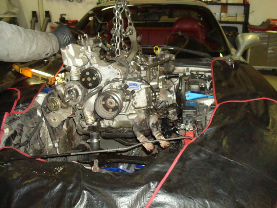 Banzai Racing (Brabbs RX7 Engine Removal and Breakdown)