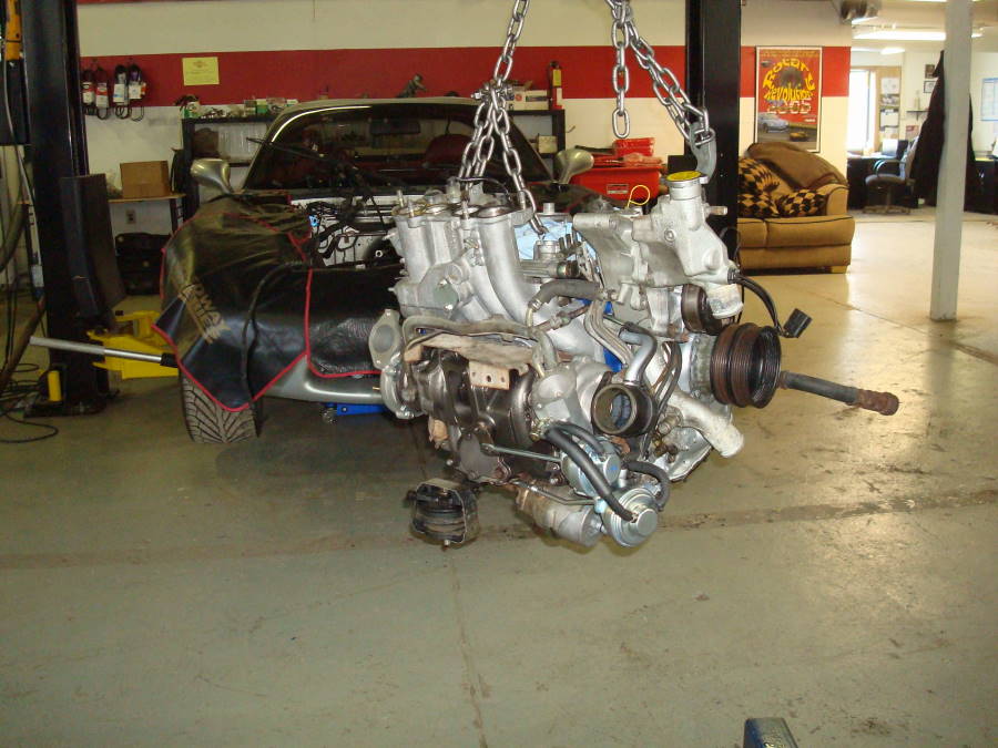 Banzai Racing (Brabbs RX7 Engine Installation)