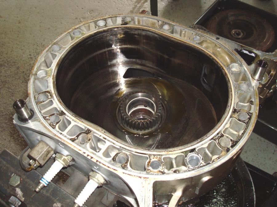 Banzai Racing (Silva RX-7 Engine Breakdown)