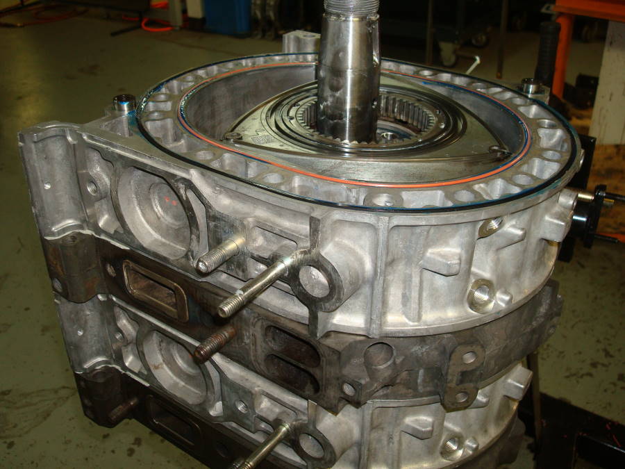Banzai Racing (Huffmaster RX-8 Engine Rebuild)